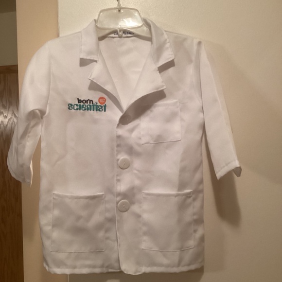 Born Toys scientist lab coat (14” shoulder to shoulder) - Picture 2 of 4